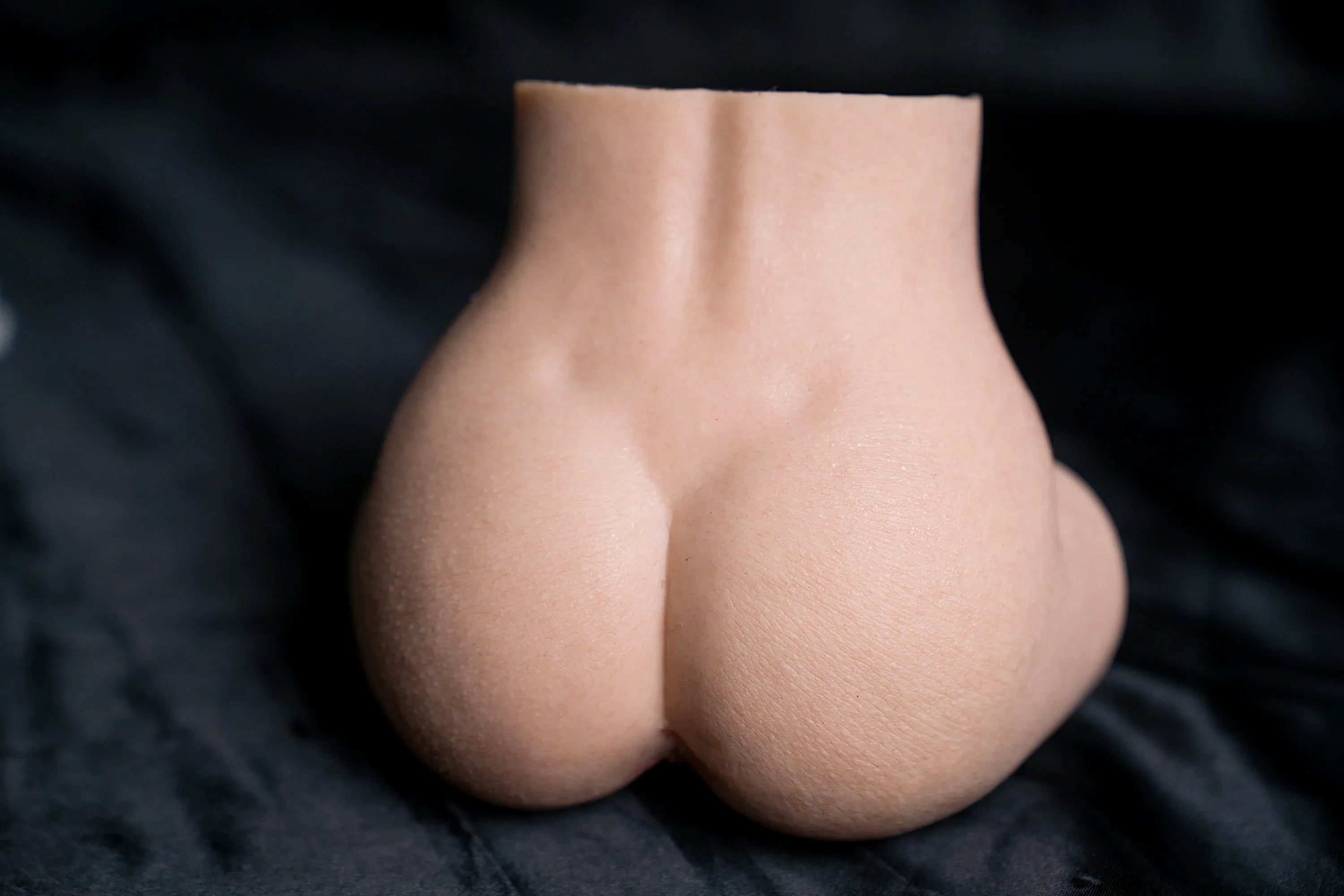 Free Shipping|1.1kg/2.4lb Medical-Grade Silicone Pocket Vagina & Anus – Ultra-Realistic Skin Texture, Compact & Travel-Friendly