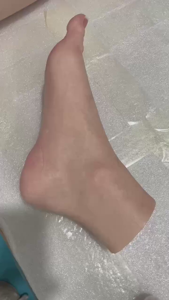Realistic Silicone Foot