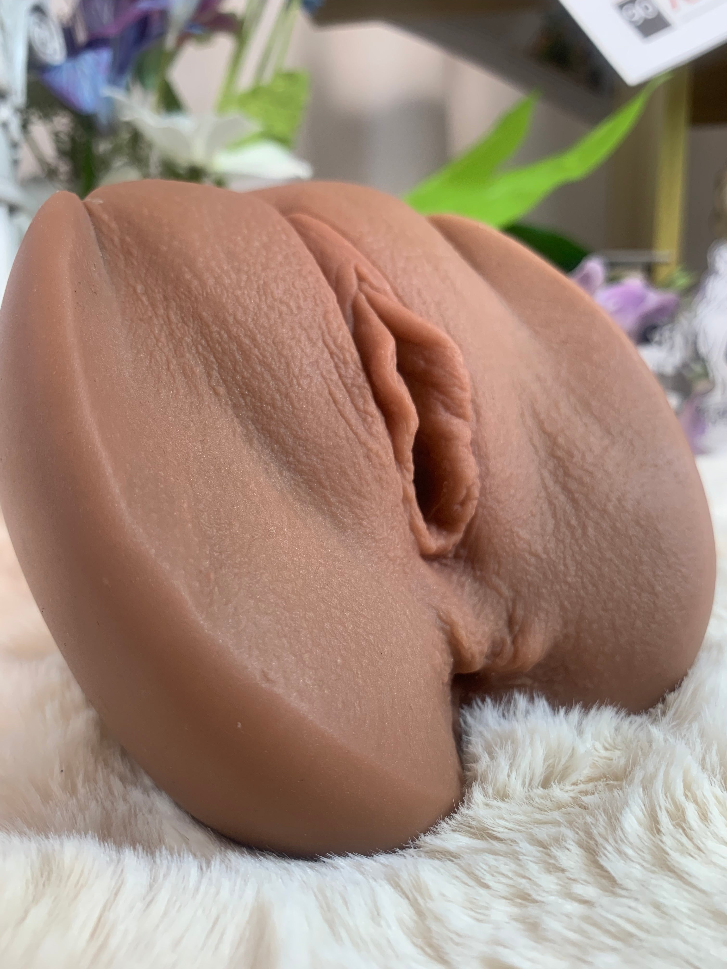 Free Shipping丨Realistic Pocket Pussy – Lifelike Design and Sensational Feel